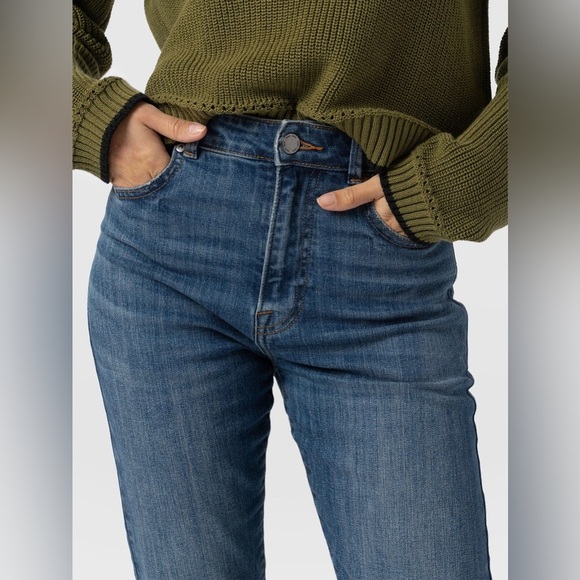 NWT SAINT + SOFIA Emma High Rise Straight Leg Jeans in Mid Blue size 4 (26”) - Picture 13 of 15